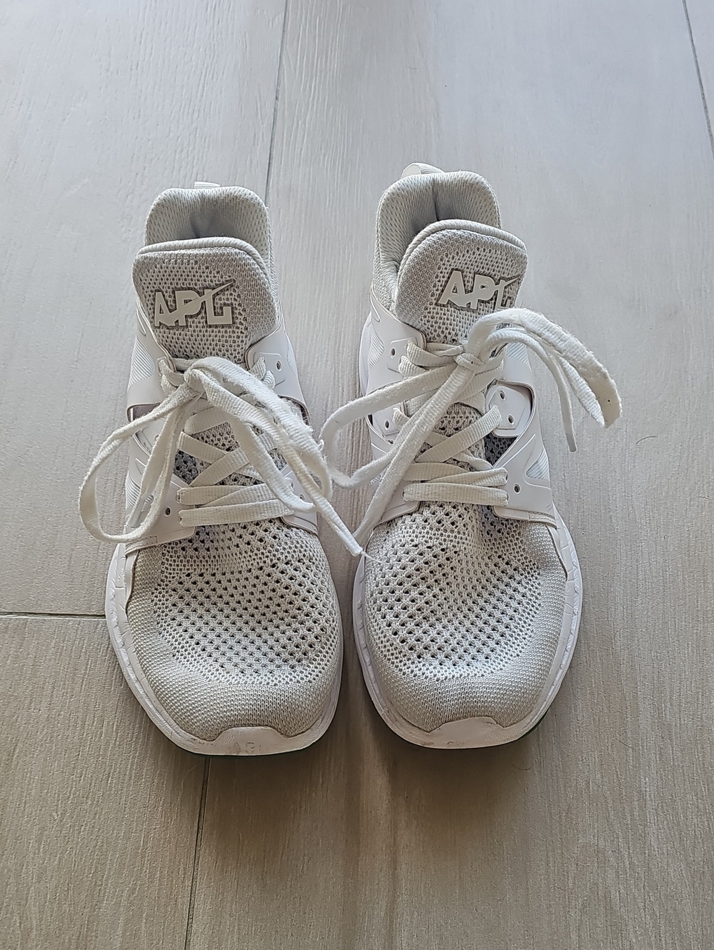 APL Ascend W Knit Lace-Up Athletic Sneakers